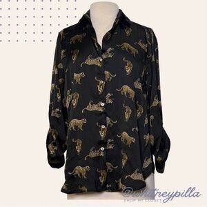 3/$20 Haver London cheetah print Button Down Top Satin Feel lightweight Black XS